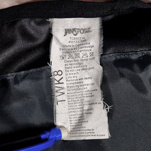 Jansport Floral Black Backpack with Red Roses | Stylish & Durable - Picture 8 of 8